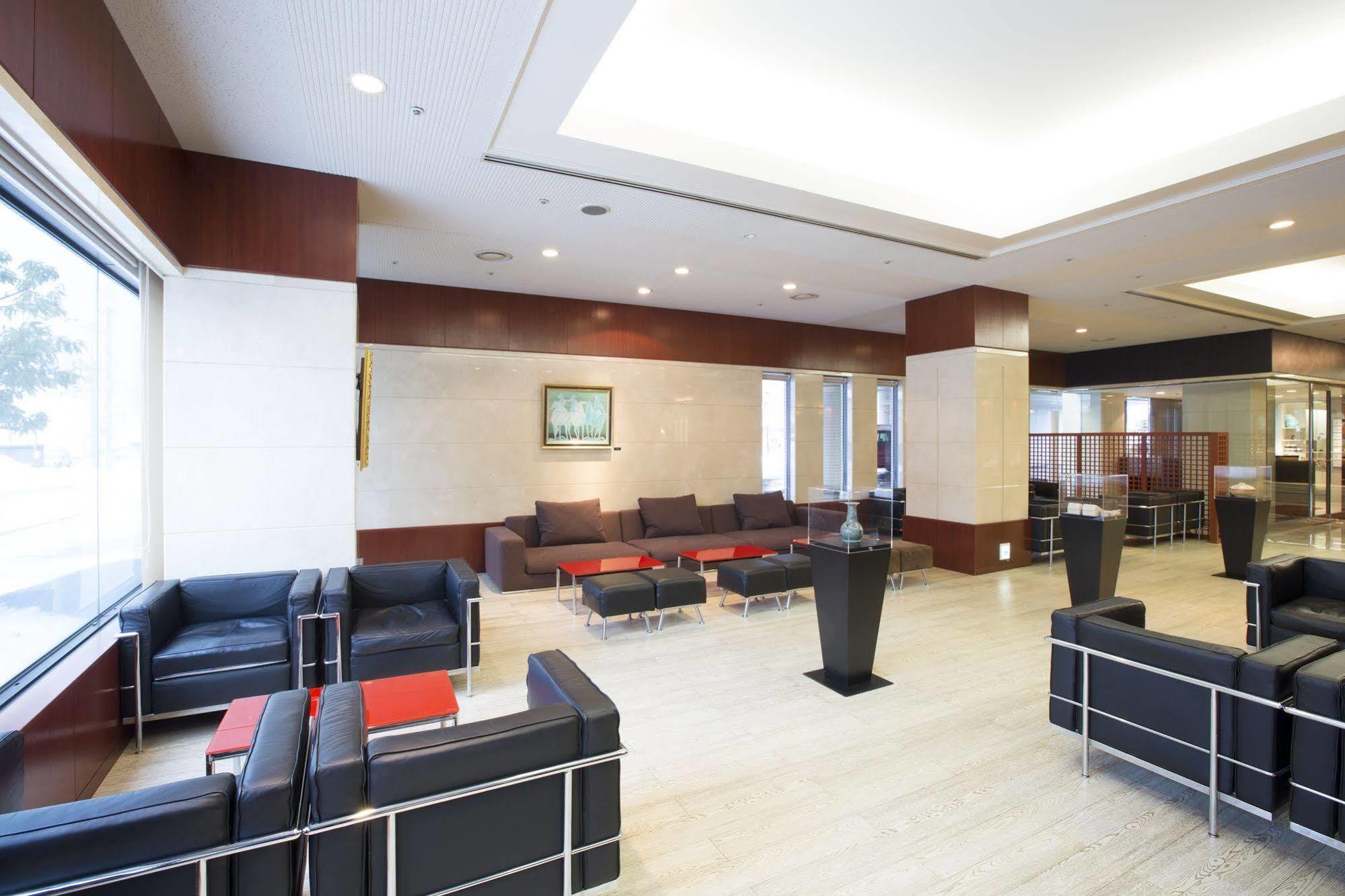Hotel Granmirage Uozu Екстериор снимка