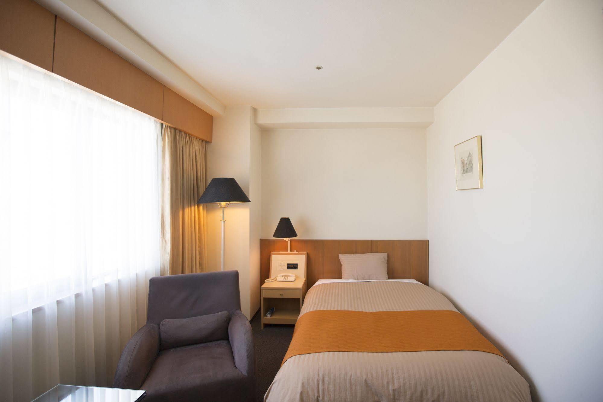 Hotel Granmirage Uozu Екстериор снимка